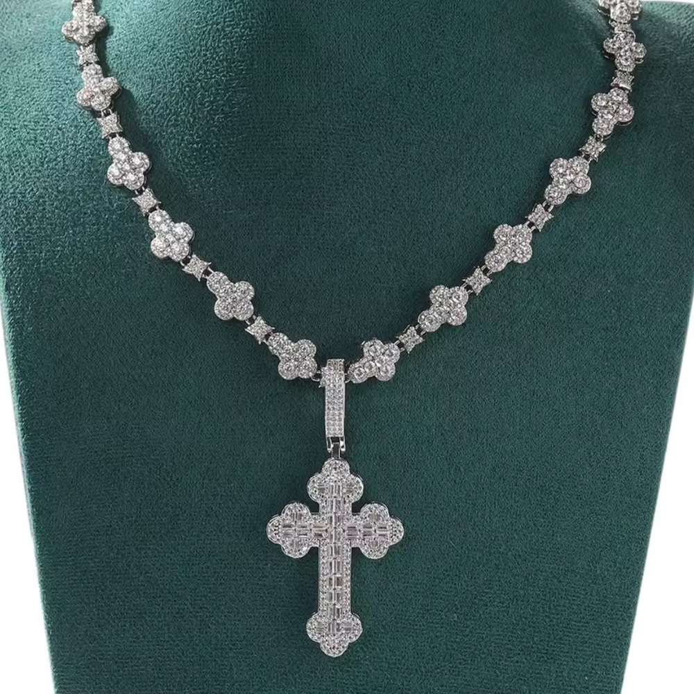 Silver Cross Necklace 18inch - Picture 4 of 6